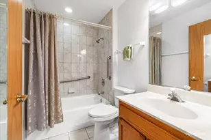 840 Havenshire Rd, Naperville, IL 60565 - Photo 9