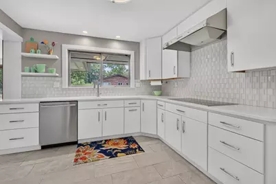 601 Marion Avenue, Saint Charles, IL 60174 - Photo 7