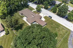 601 Marion Ave, Saint Charles, IL 60174 - Photo 43