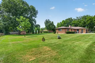 601 Marion Ave, Saint Charles, IL 60174 - Photo 39