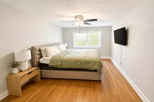 109 S Elmwood Ave, Oak Park, IL 60302 - Photo 9