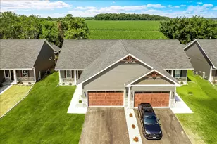 609 Anjali Court, Sycamore, IL 60178 - Photo 3