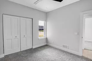 609 Anjali Court, Sycamore, IL 60178 - Photo 17