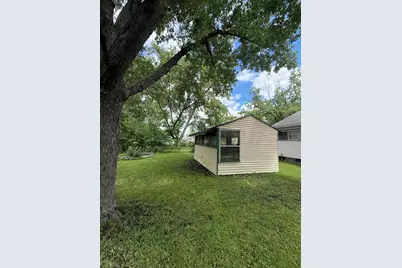 427 E Birch Drive, Glenwood, IL 60425 - Photo 5