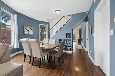 2835 W Wellington Avenue #2, Chicago, IL 60618 - Photo 5