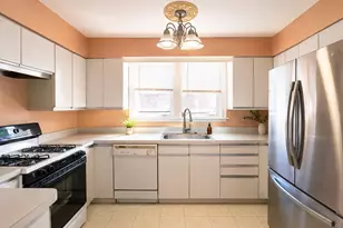 7030 W Wrightwood Ave, Chicago, IL 60707 - Photo 15