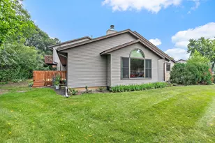 17 Garden Crescent Ct, Elgin, IL 60123 - Photo 17