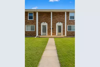 90 W 30th Street, South Chicago Heights, IL 60411 - Photo 1