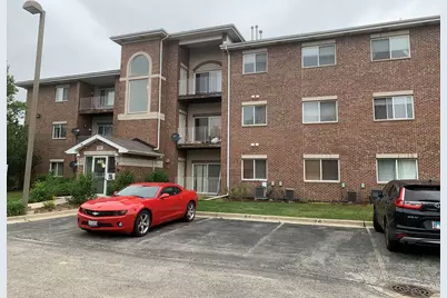 881 N Swift Road #306, Addison, IL 60101 - Photo 1