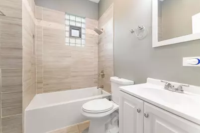 5206 S May Street, Chicago, IL 60609 - Photo 3
