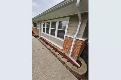 412 Suwanee Street, Park Forest, IL 60466 - Photo 3