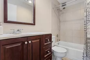 2005 S Finley Rd, Lombard, IL 60148 - Photo 15