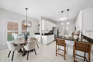 39W423 Herrington Blvd, Geneva, IL 60134 - Photo 9