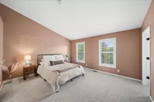 39W423 Herrington Blvd, Geneva, IL 60134 - Photo 15