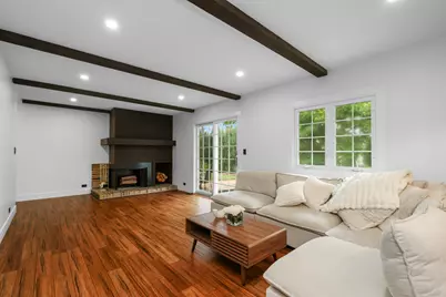 575 Gateshead N Avenue, Elk Grove Village, IL 60007 - Photo 13