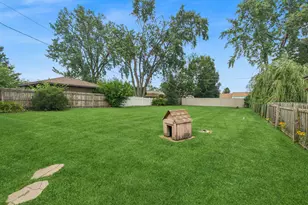 6722 W 93rd St, Oak Lawn, IL 60453 - Photo 23