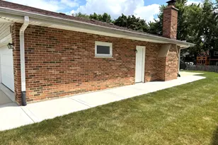 7129 Exner Rd, Darien, IL 60561 - Photo 5