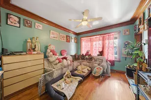 6325 S Francisco Ave, Chicago, IL 60629 - Photo 7