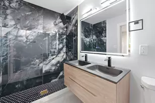 8506 S Aberdeen St, Chicago, IL 60620 - Photo 15