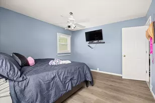 305 Hickory Ave, Romeoville, IL 60446 - Photo 17