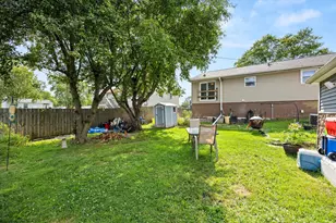 305 Hickory Ave, Romeoville, IL 60446 - Photo 31