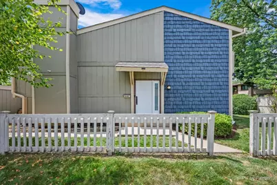 642 Glacier Trail, Roselle, IL 60172 - Photo 1