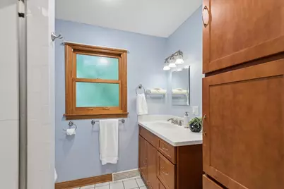 619 Dawes Street, Libertyville, IL 60048 - Photo 17