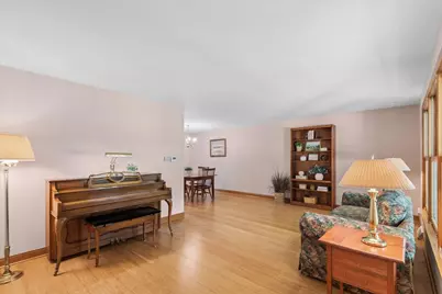 619 Dawes Street, Libertyville, IL 60048 - Photo 7