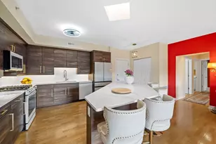 8400 Callie St, Morton Grove, IL 60053 - Photo 19