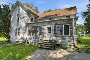 368 W 11000N Rd, Manteno, IL 60950 - Photo 1