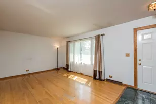 2417 Metropolitan Ave, Waukegan, IL 60087 - Photo 5