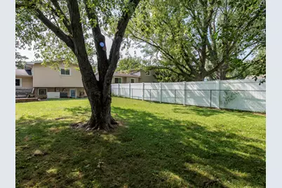 2417 Metropolitan Avenue, Waukegan, IL 60087 - Photo 31