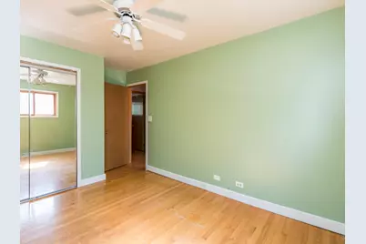 2417 Metropolitan Avenue, Waukegan, IL 60087 - Photo 17