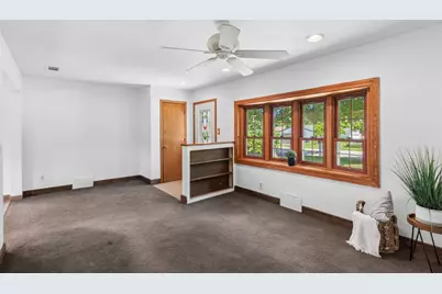 33320 N Sunset Avenue, Grayslake, IL 60030 - Photo 3