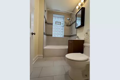 6438 N Seeley Avenue #GM, Chicago, IL 60645 - Photo 13