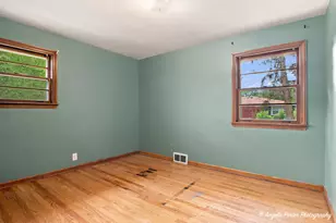 1401 Channel Beach Ave, Johnsburg, IL 60051 - Photo 9