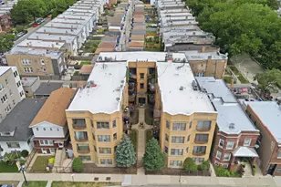 3008 W Addison St, Chicago, IL 60618 - Photo 31