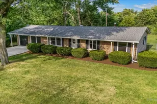 136 Scott Dr, East Dundee, IL 60118 - Photo 37