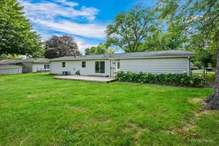 136 Scott Dr, East Dundee, IL 60118 - Photo 31