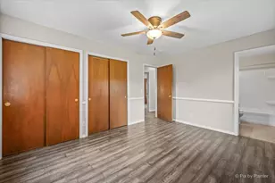 136 Scott Dr, East Dundee, IL 60118 - Photo 15