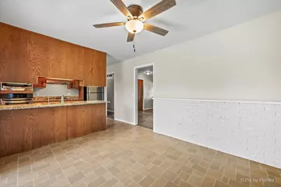 136 Scott Drive, East Dundee, IL 60118 - Photo 11