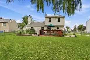 1860 Carl Dr, Round Lake Beach, IL 60073 - Photo 27