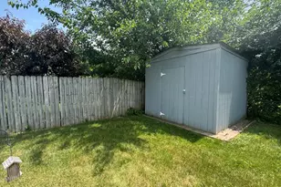 2833 Apple Ave, Waukegan, IL 60085 - Photo 33