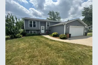 2833 Apple Avenue, Waukegan, IL 60085 - Photo 35