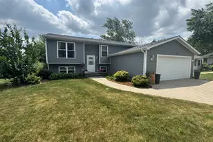 2833 Apple Ave, Waukegan, IL 60085 - Photo 35