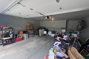 2833 Apple Ave, Waukegan, IL 60085 - Photo 39