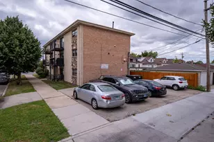 7500 W Addison St, Chicago, IL 60634 - Photo 25