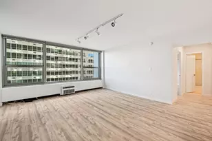 3600 N Lake Shore Dr, Chicago, IL 60613 - Photo 15