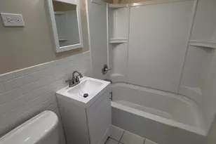 573 Pershing Ave, Glen Ellyn, IL 60137 - Photo 5