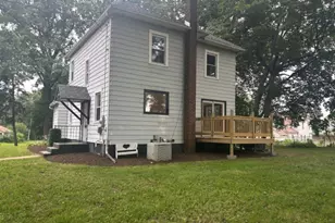 111 Douglas St, Prophetstown, IL 61277 - Photo 3